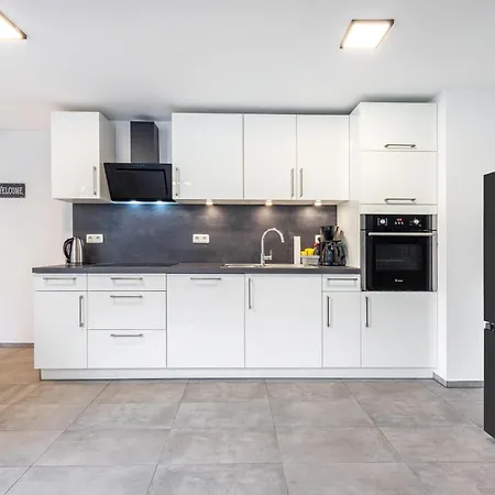 Apartament 1